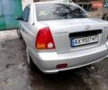 Серый Хендай Акцент, объемом двигателя 1.3 л и пробегом 296 тыс. км за 2400 $, фото 1 на Automoto.ua