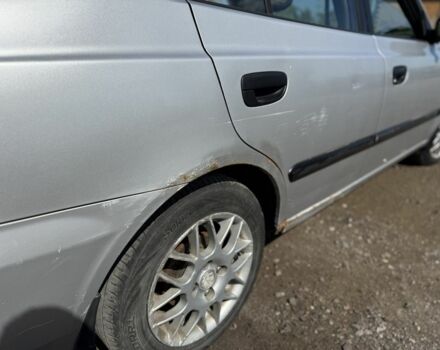 Серый Хендай Акцент, объемом двигателя 1.3 л и пробегом 229 тыс. км за 2200 $, фото 4 на Automoto.ua