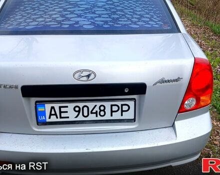 Хендай Акцент 2004 в Новомосковске на Automoto.ua Серый Хендай Акцент, объемом двигателя 1.5 л и пробегом 220 тыс. км за 4000 $, фото 1 на Automoto.ua