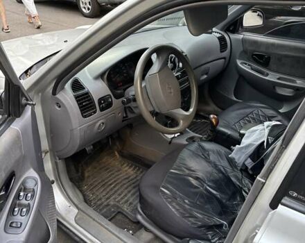 Хендай Акцент 2004 в Одессе на Automoto.ua Серый Хендай Акцент, объемом двигателя 1.6 л и пробегом 410 тыс. км за 3300 $, фото 7 на Automoto.ua