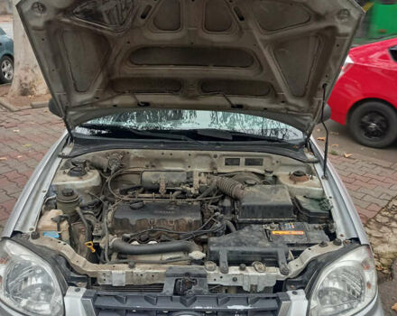 Серый Хендай Акцент, объемом двигателя 1.5 л и пробегом 170 тыс. км за 3000 $, фото 4 на Automoto.ua