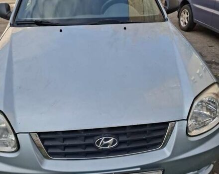 Сірий Хендай Акцент, об'ємом двигуна 1.5 л та пробігом 145 тис. км за 3400 $, фото 2 на Automoto.ua