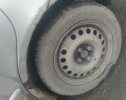 Сірий Хендай Акцент, об'ємом двигуна 0 л та пробігом 200 тис. км за 1200 $, фото 2 на Automoto.ua