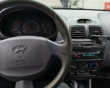 Сірий Хендай Акцент, об'ємом двигуна 1.5 л та пробігом 372 тис. км за 3000 $, фото 8 на Automoto.ua