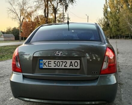 Серый Хендай Акцент, объемом двигателя 1.6 л и пробегом 266 тыс. км за 3700 $, фото 1 на Automoto.ua