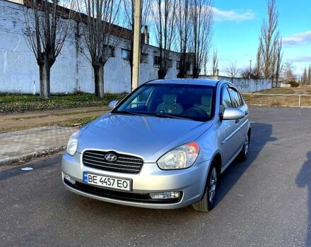 Серый Хендай Акцент, объемом двигателя 1.4 л и пробегом 257 тыс. км за 4300 $, фото 1 на Automoto.ua