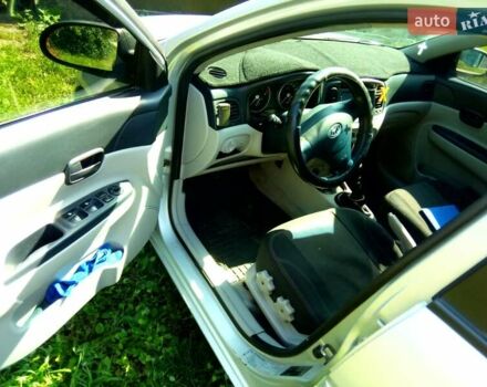 Сірий Хендай Акцент, об'ємом двигуна 1.49 л та пробігом 218 тис. км за 4300 $, фото 5 на Automoto.ua