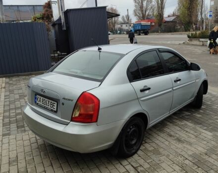 Серый Хендай Акцент, объемом двигателя 1.4 л и пробегом 234 тыс. км за 5000 $, фото 5 на Automoto.ua