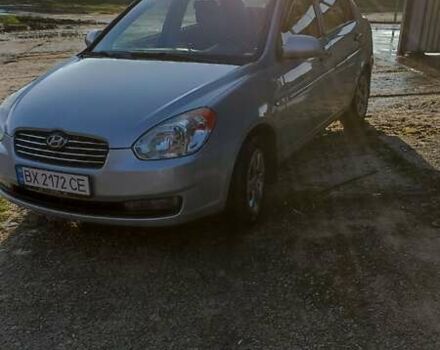 Серый Хендай Акцент, объемом двигателя 1.4 л и пробегом 228 тыс. км за 4400 $, фото 1 на Automoto.ua