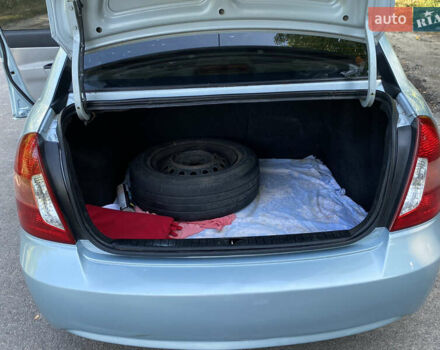 Серый Хендай Акцент, объемом двигателя 1.4 л и пробегом 220 тыс. км за 4000 $, фото 11 на Automoto.ua