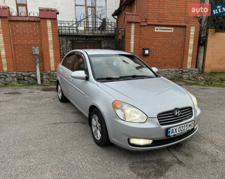 Сірий Хендай Акцент, об'ємом двигуна 1.6 л та пробігом 177 тис. км за 5900 $, фото 6 на Automoto.ua