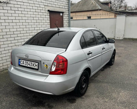 Серый Хендай Акцент, объемом двигателя 1.4 л и пробегом 165 тыс. км за 4900 $, фото 4 на Automoto.ua