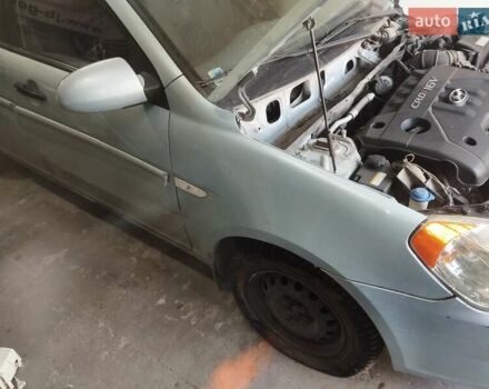 Серый Хендай Акцент, объемом двигателя 1.5 л и пробегом 180 тыс. км за 2500 $, фото 11 на Automoto.ua