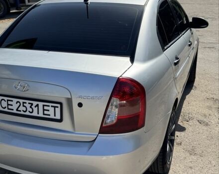 Серый Хендай Акцент, объемом двигателя 1.4 л и пробегом 253 тыс. км за 3850 $, фото 4 на Automoto.ua