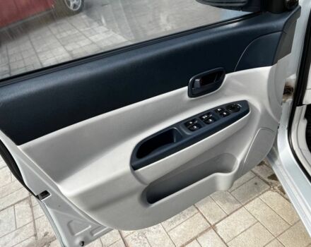 Хендай Акцент 2007 в Днепре (Днепропетровске) на Automoto.ua Серый Хендай Акцент, объемом двигателя 1.4 л и пробегом 145 тыс. км за 5699 $, фото 8 на Automoto.ua