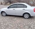 Серый Хендай Акцент, объемом двигателя 1.4 л и пробегом 235 тыс. км за 5600 $, фото 6 на Automoto.ua