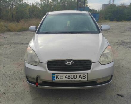 Сірий Хендай Акцент, об'ємом двигуна 1.4 л та пробігом 250 тис. км за 3700 $, фото 1 на Automoto.ua