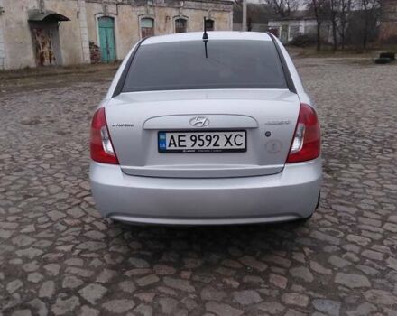 Серый Хендай Акцент, объемом двигателя 1.4 л и пробегом 235 тыс. км за 5600 $, фото 12 на Automoto.ua