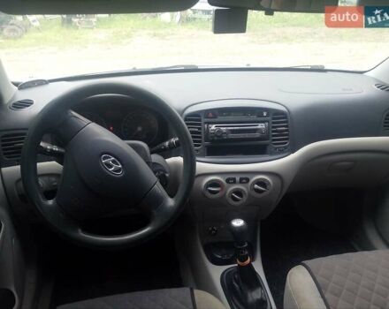 Хендай Акцент 2007 в Львове на Automoto.ua Серый Хендай Акцент, объемом двигателя 1.6 л и пробегом 252 тыс. км за 3000 $, фото 2 на Automoto.ua