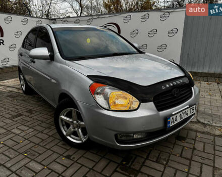 Сірий Хендай Акцент, об'ємом двигуна 1.4 л та пробігом 145 тис. км за 5500 $, фото 1 на Automoto.ua