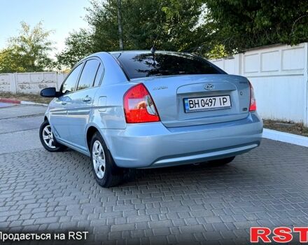 Серый Хендай Акцент, объемом двигателя 1.6 л и пробегом 139 тыс. км за 6000 $, фото 2 на Automoto.ua
