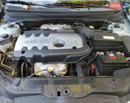 Серый Хендай Акцент, объемом двигателя 1.4 л и пробегом 138 тыс. км за 4900 $, фото 5 на Automoto.ua