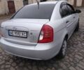 Серый Хендай Акцент, объемом двигателя 1.4 л и пробегом 235 тыс. км за 5600 $, фото 11 на Automoto.ua