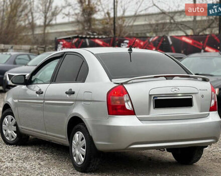 Серый Хендай Акцент, объемом двигателя 1.4 л и пробегом 149 тыс. км за 3650 $, фото 5 на Automoto.ua