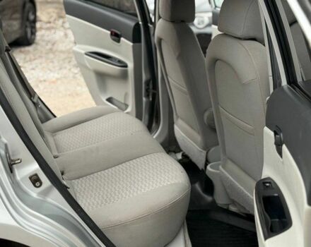 Серый Хендай Акцент, объемом двигателя 1.4 л и пробегом 149 тыс. км за 3650 $, фото 11 на Automoto.ua