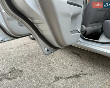 Сірий Хендай Акцент, об'ємом двигуна 1.6 л та пробігом 177 тис. км за 5900 $, фото 11 на Automoto.ua