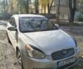 Серый Хендай Акцент, объемом двигателя 1.4 л и пробегом 260 тыс. км за 5771 $, фото 1 на Automoto.ua