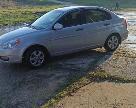 Серый Хендай Акцент, объемом двигателя 1.4 л и пробегом 228 тыс. км за 4400 $, фото 3 на Automoto.ua