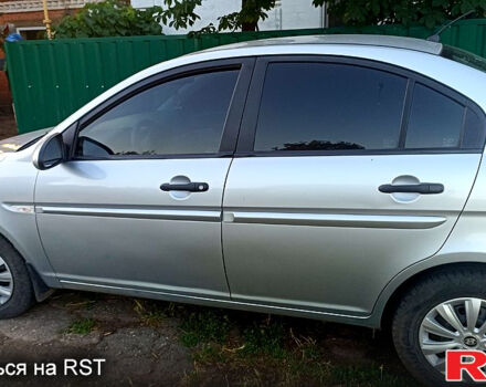 Серый Хендай Акцент, объемом двигателя 1.4 л и пробегом 231 тыс. км за 5400 $, фото 2 на Automoto.ua