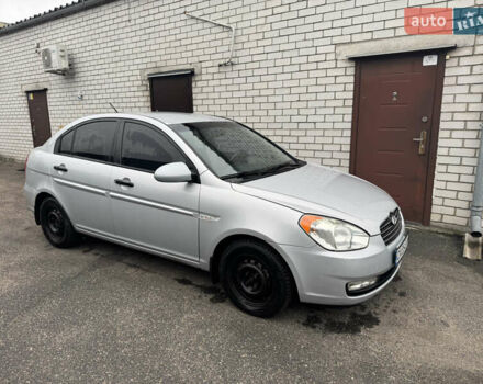 Серый Хендай Акцент, объемом двигателя 1.4 л и пробегом 165 тыс. км за 4900 $, фото 5 на Automoto.ua
