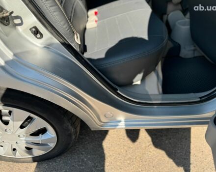 Серый Хендай Акцент, объемом двигателя 1.4 л и пробегом 254 тыс. км за 3990 $, фото 13 на Automoto.ua