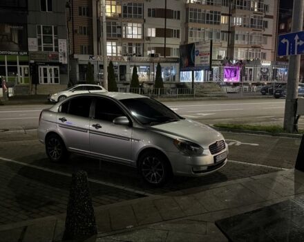 Серый Хендай Акцент, объемом двигателя 1.4 л и пробегом 253 тыс. км за 3850 $, фото 1 на Automoto.ua