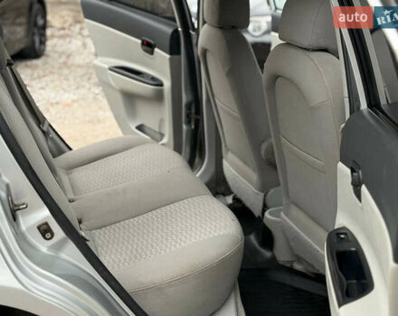 Серый Хендай Акцент, объемом двигателя 1.4 л и пробегом 149 тыс. км за 3650 $, фото 10 на Automoto.ua