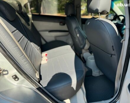 Серый Хендай Акцент, объемом двигателя 1.4 л и пробегом 254 тыс. км за 3990 $, фото 12 на Automoto.ua