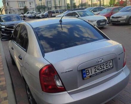 Серый Хендай Акцент, объемом двигателя 1.4 л и пробегом 137 тыс. км за 4500 $, фото 2 на Automoto.ua