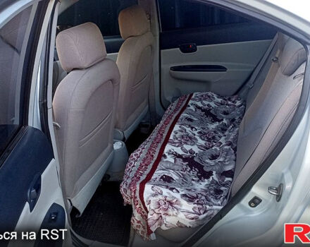 Серый Хендай Акцент, объемом двигателя 1.4 л и пробегом 231 тыс. км за 5400 $, фото 6 на Automoto.ua