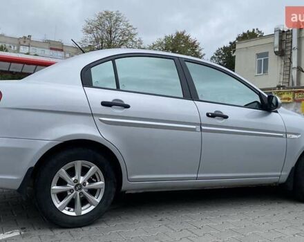 Сірий Хендай Акцент, об'ємом двигуна 1.4 л та пробігом 165 тис. км за 4900 $, фото 2 на Automoto.ua