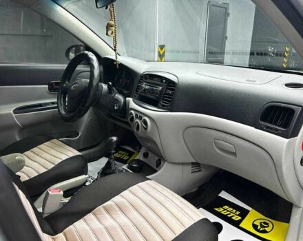 Серый Хендай Акцент, объемом двигателя 1.4 л и пробегом 168 тыс. км за 5200 $, фото 17 на Automoto.ua