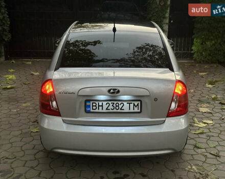 Серый Хендай Акцент, объемом двигателя 1.4 л и пробегом 200 тыс. км за 4990 $, фото 14 на Automoto.ua