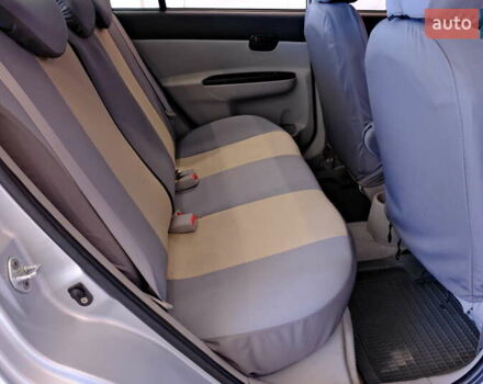 Серый Хендай Акцент, объемом двигателя 1.6 л и пробегом 55 тыс. км за 6900 $, фото 44 на Automoto.ua