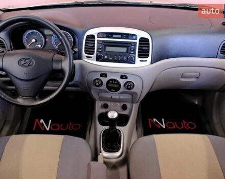 Серый Хендай Акцент, объемом двигателя 1.6 л и пробегом 55 тыс. км за 6900 $, фото 51 на Automoto.ua