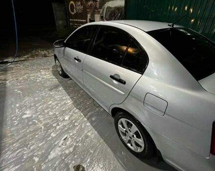 Серый Хендай Акцент, объемом двигателя 1.4 л и пробегом 140 тыс. км за 5199 $, фото 2 на Automoto.ua