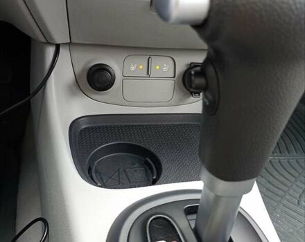 Серый Хендай Акцент, объемом двигателя 1.4 л и пробегом 73 тыс. км за 6600 $, фото 8 на Automoto.ua