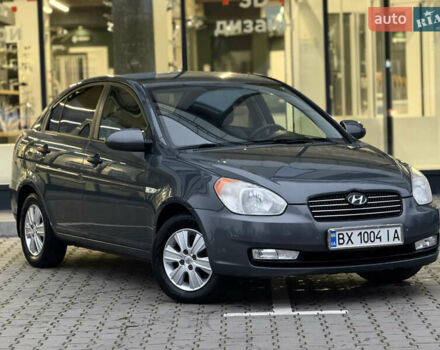 Серый Хендай Акцент, объемом двигателя 1.5 л и пробегом 155 тыс. км за 5200 $, фото 7 на Automoto.ua