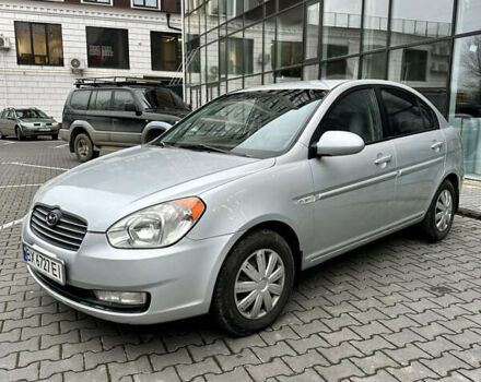 Серый Хендай Акцент, объемом двигателя 1.4 л и пробегом 207 тыс. км за 3850 $, фото 1 на Automoto.ua