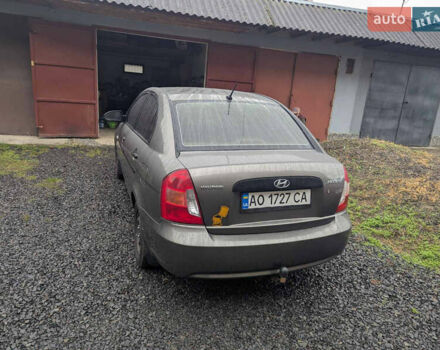 Хендай Акцент 2008 в Ужгороде на Automoto.ua Серый Хендай Акцент, объемом двигателя 1.4 л и пробегом 244 тыс. км за 4800 $, фото 1 на Automoto.ua